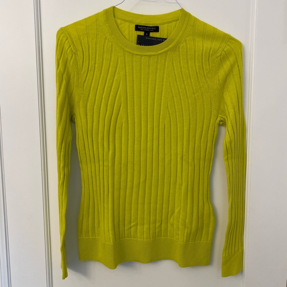 NWT Banana Republic merino wool LS sweater (M)